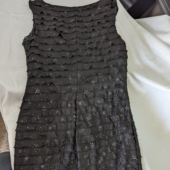 RB collection NY dress. - Picture 3 of 3